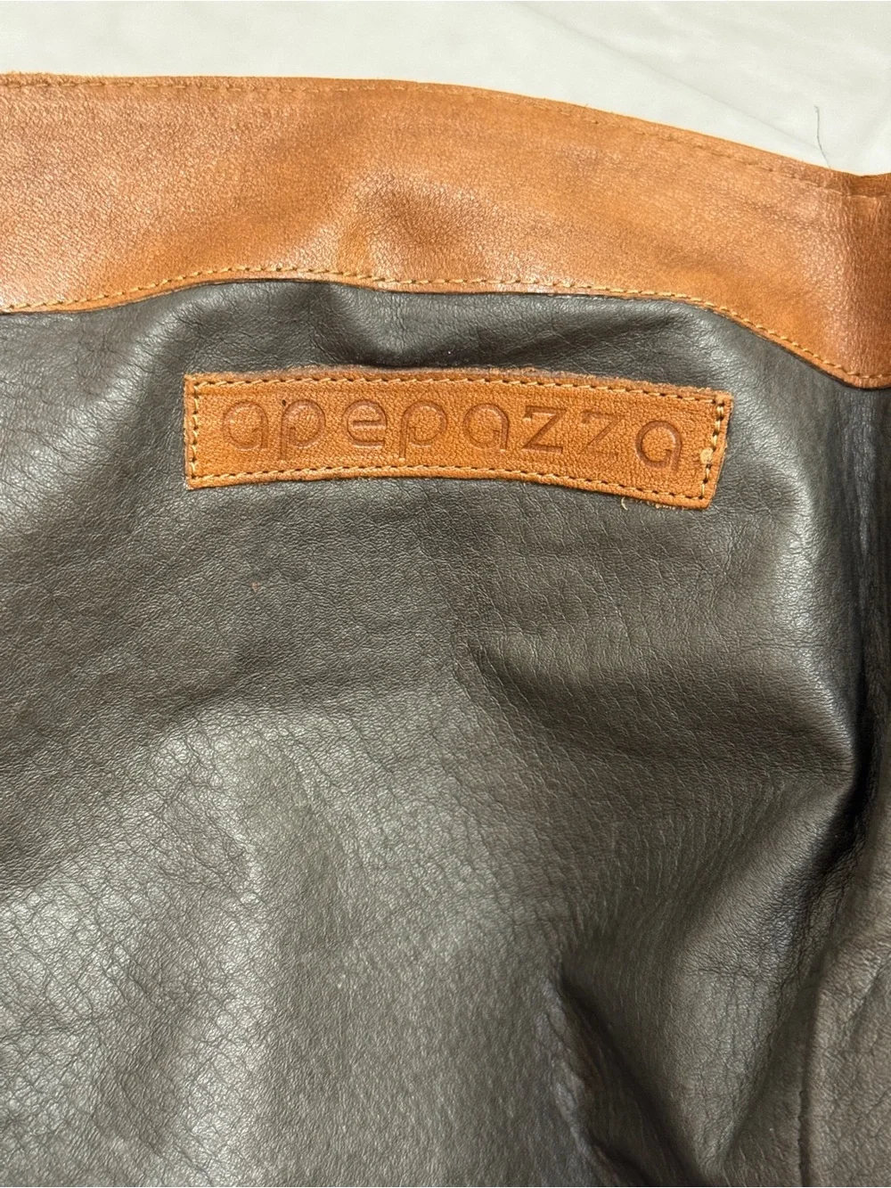 Apepazza tall cognac